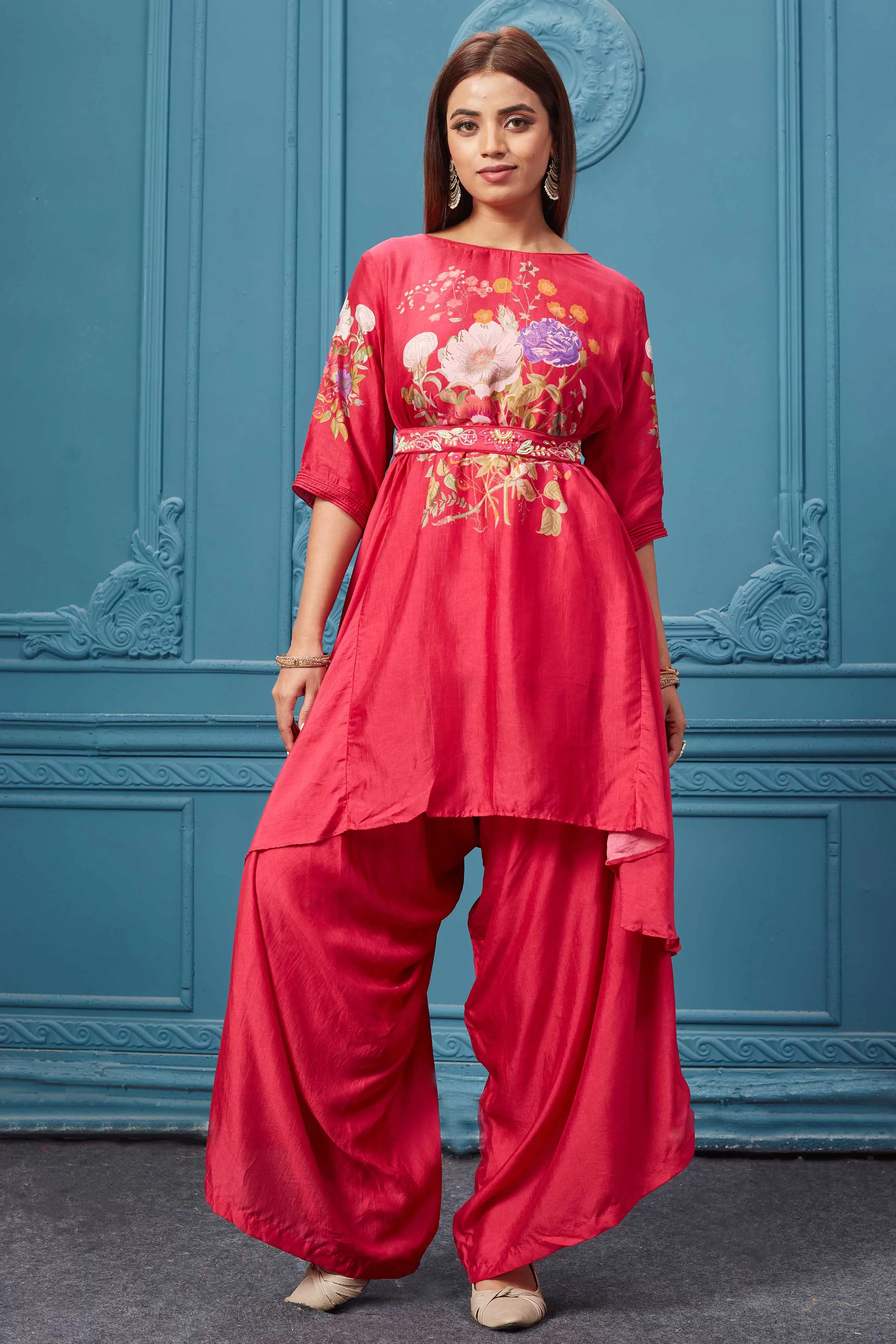 510017 Red Printed Stylish Suit Set With Belt