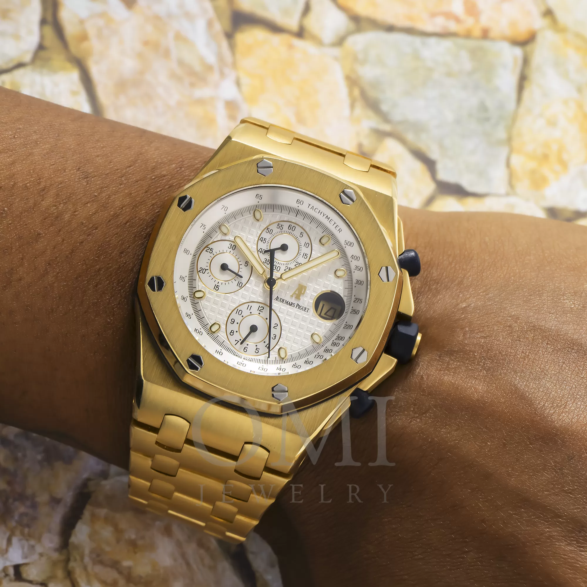 Audemars Piguet Royal Oak Offshore Chronograph Yellow Gold White Dial 25721BA.OO.1000BA.03