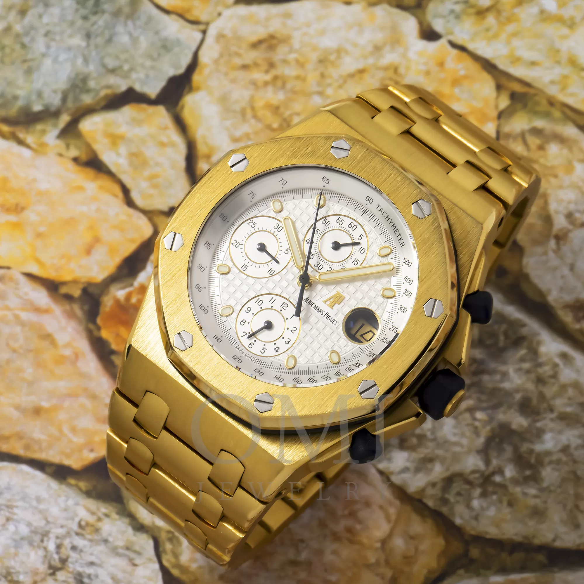 Audemars Piguet Royal Oak Offshore Chronograph Yellow Gold White Dial 25721BA.OO.1000BA.03