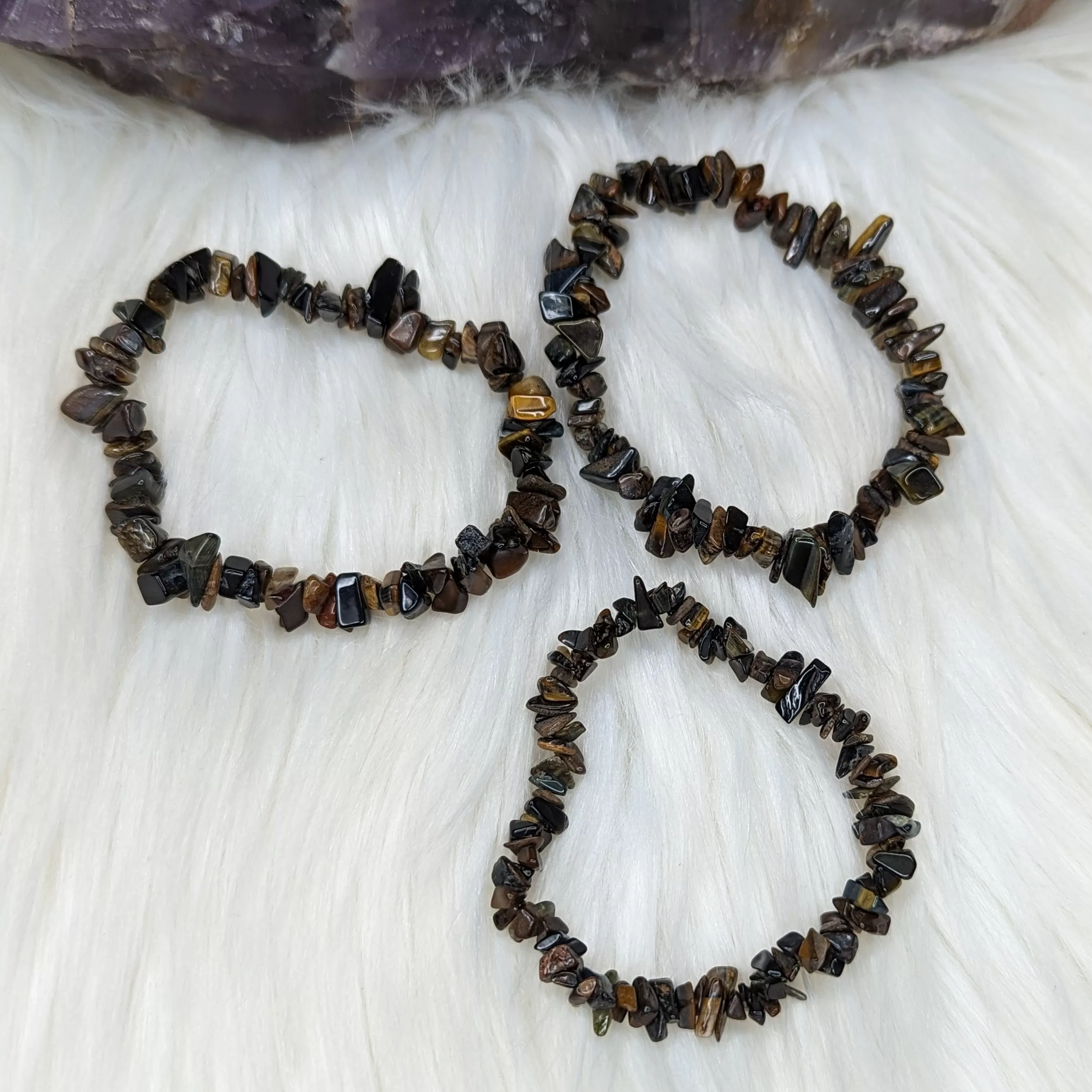 Blue Tiger's Eye Chip Stretch Bracelet ~Gemmy and Supportive~