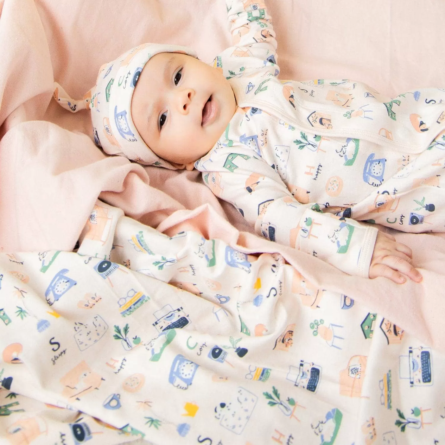 cozy days organic cotton swaddle