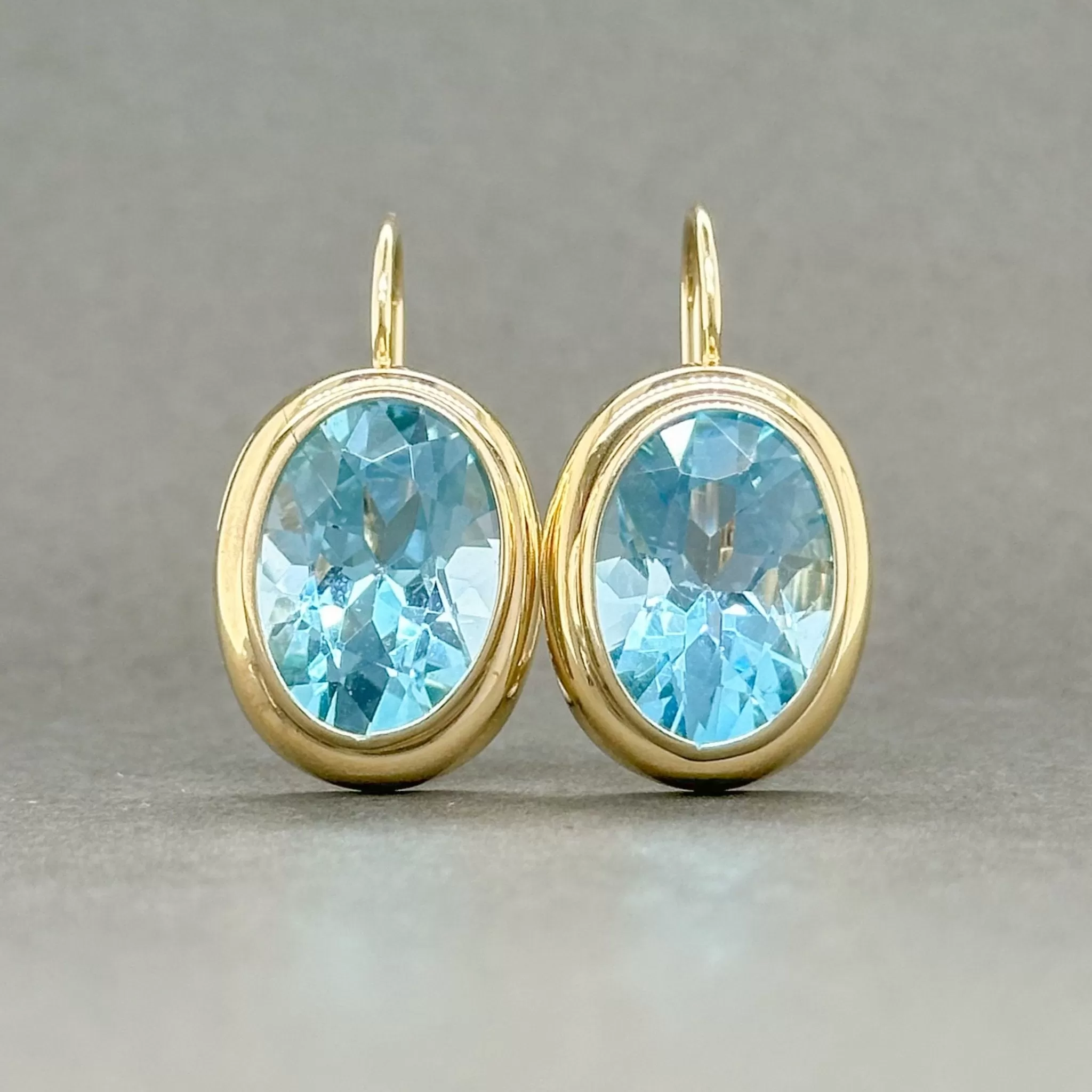 Estate 14K Y Gold 11.88ctw Blue Topaz Drop Earrings