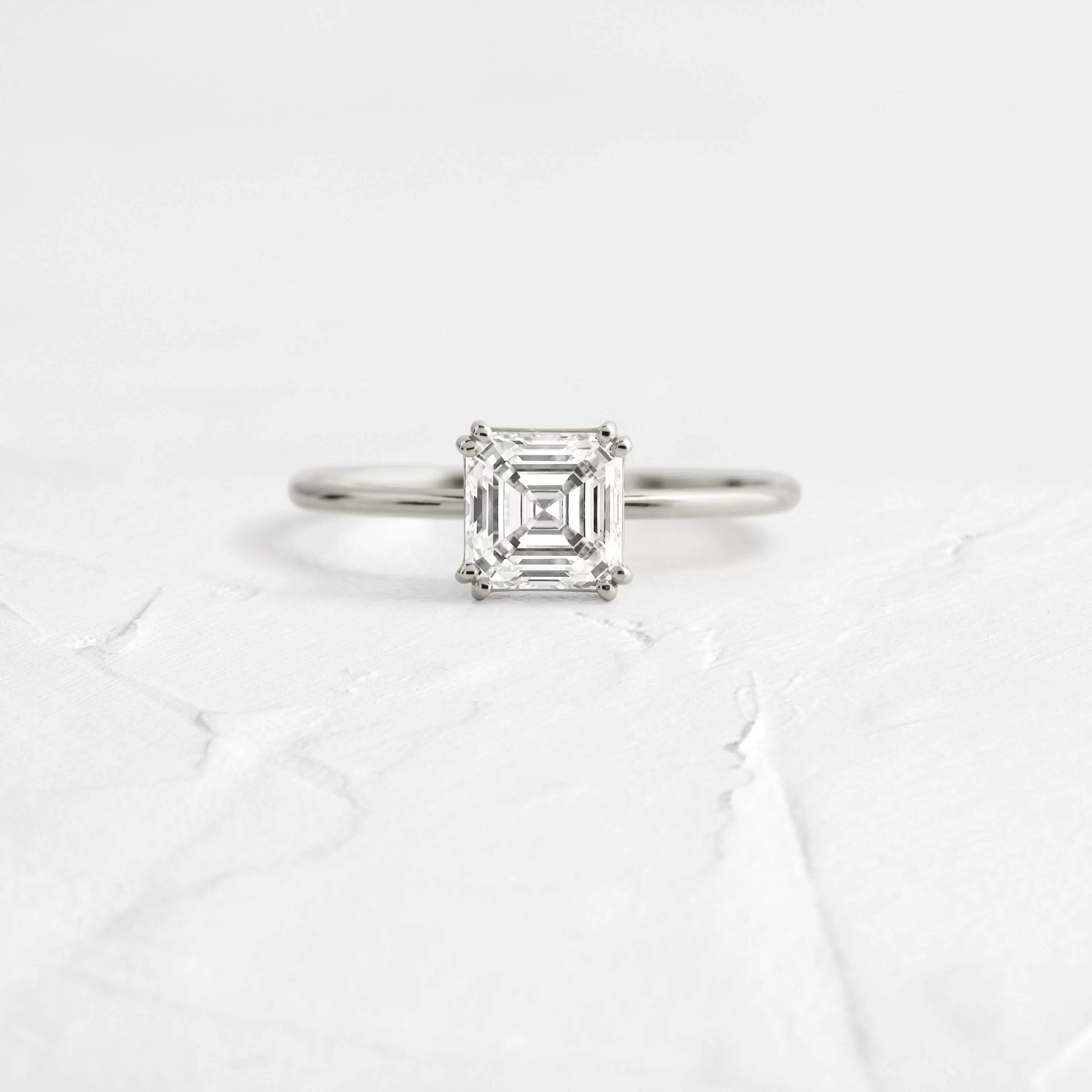 Filament Ring, Asscher Cut