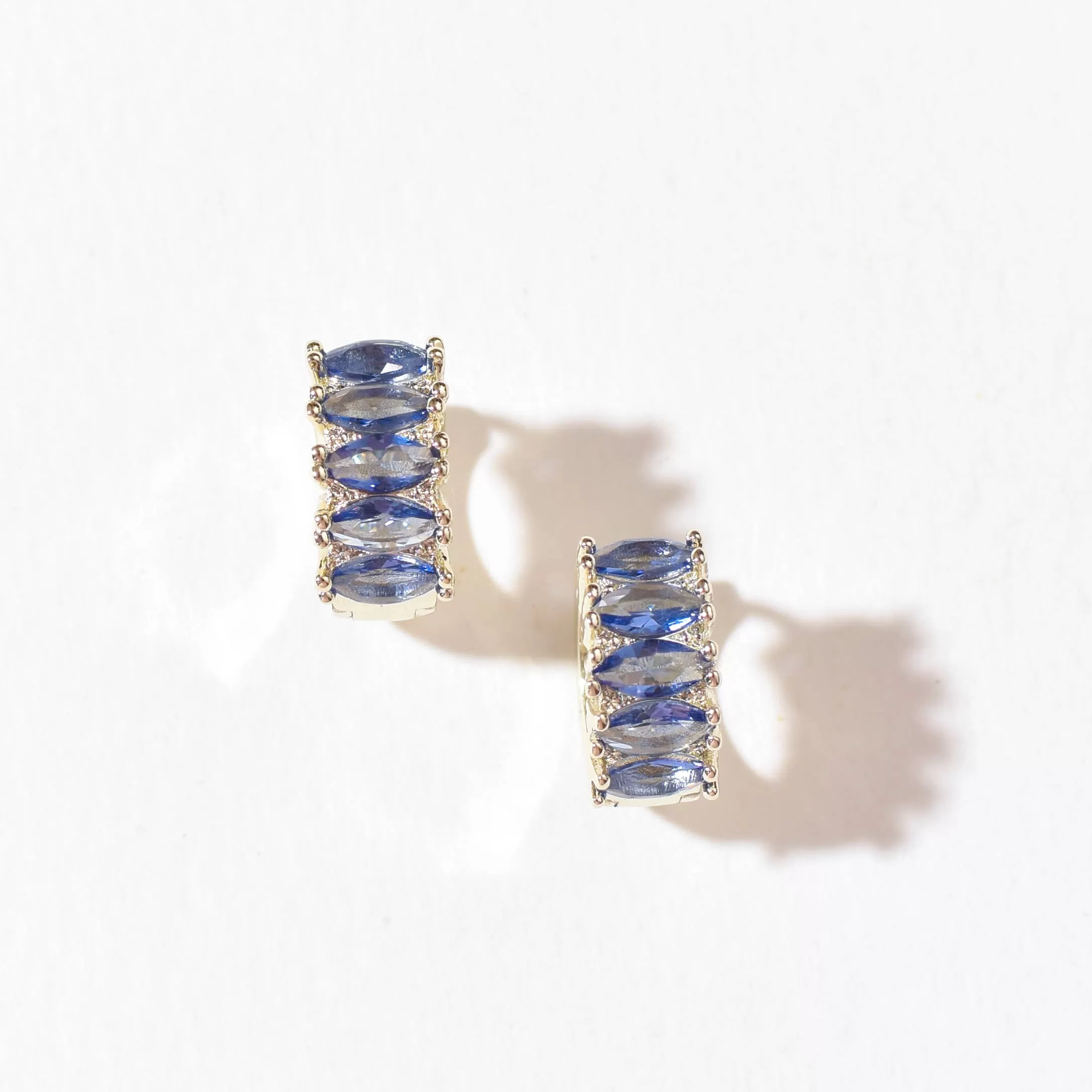 Jada Hoops | Indigo 14k Gold