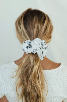 *Jumbo Floral Scrunchie