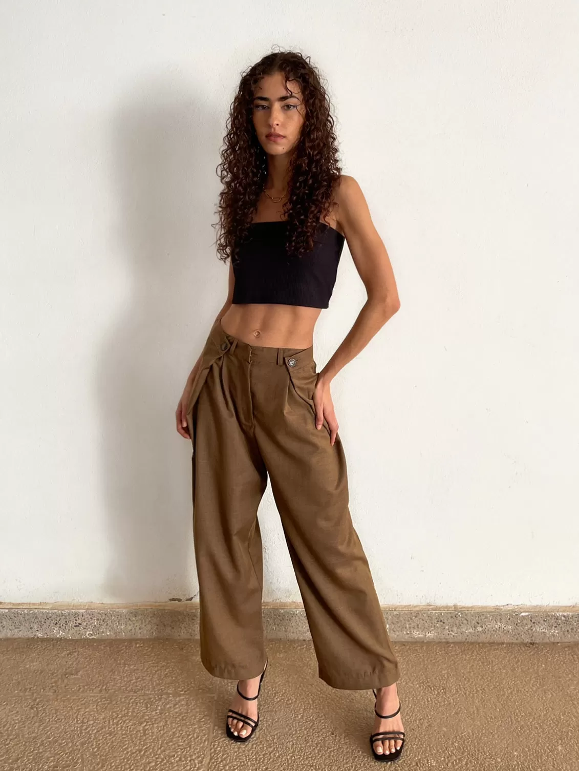 MAISON BEIGE PANTALON AJUSTABLE MARRON