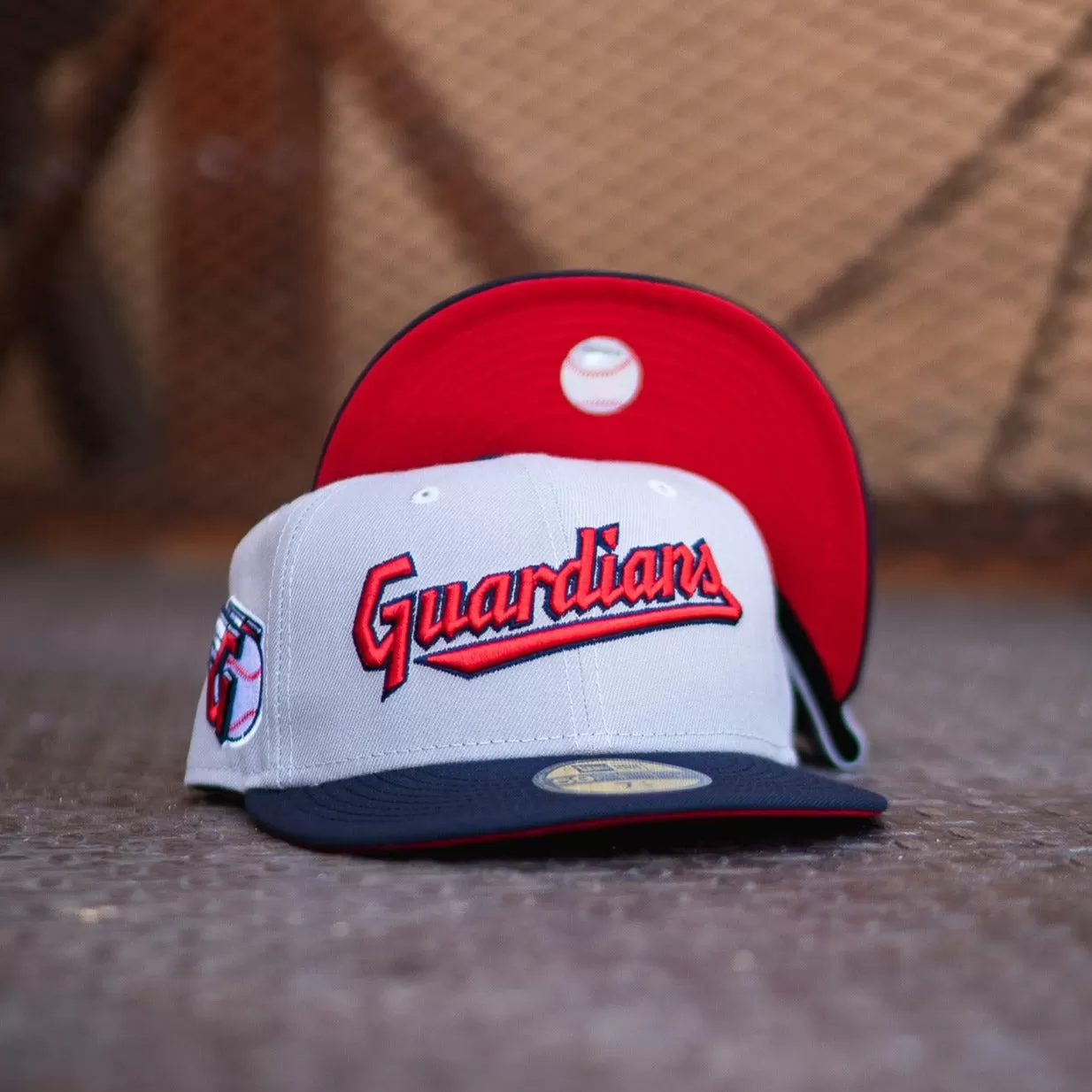 New Era Cleveland Guardians Red UV (Good Grey/Navy)