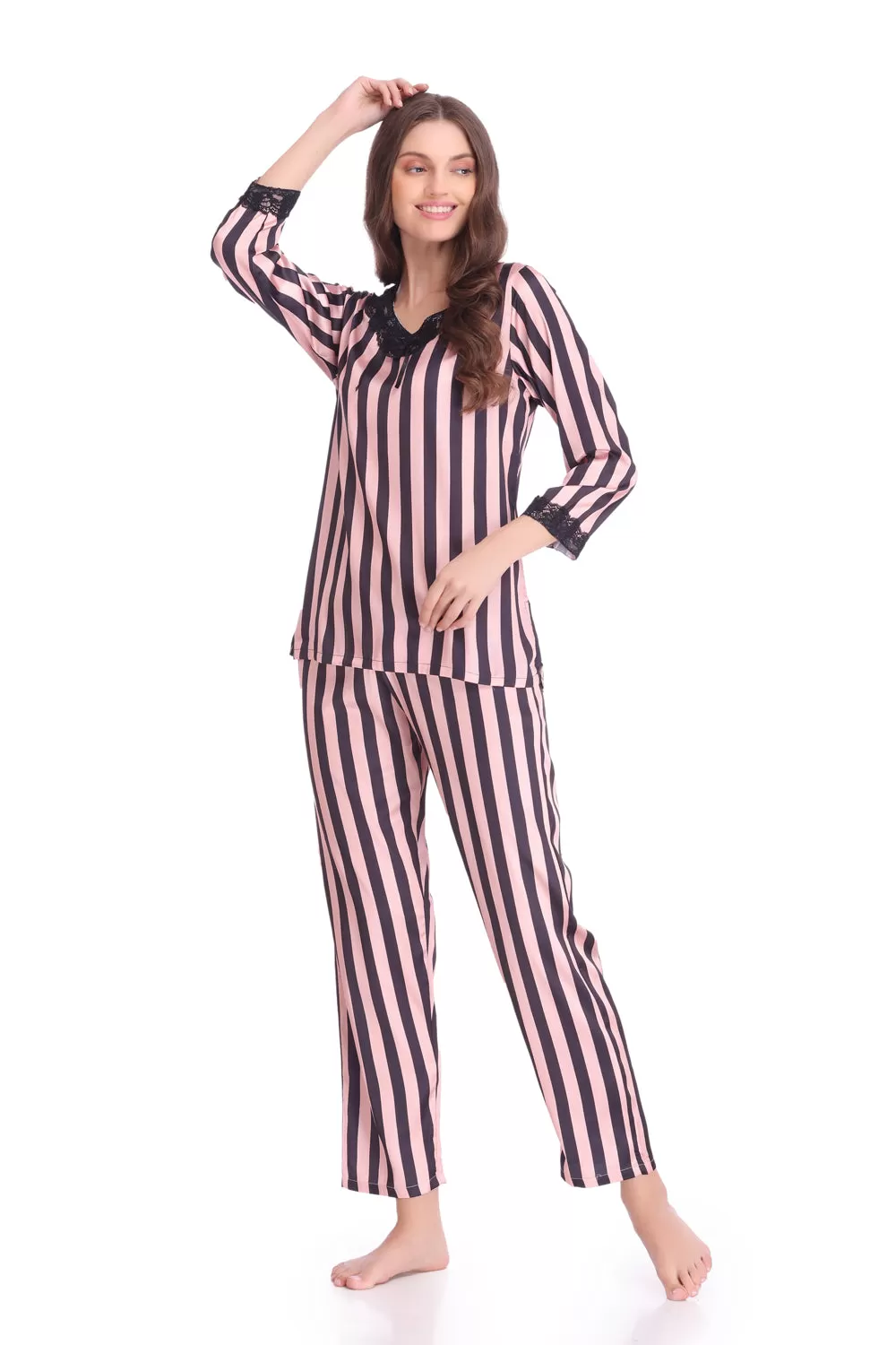 Night suit in Stripe Satin