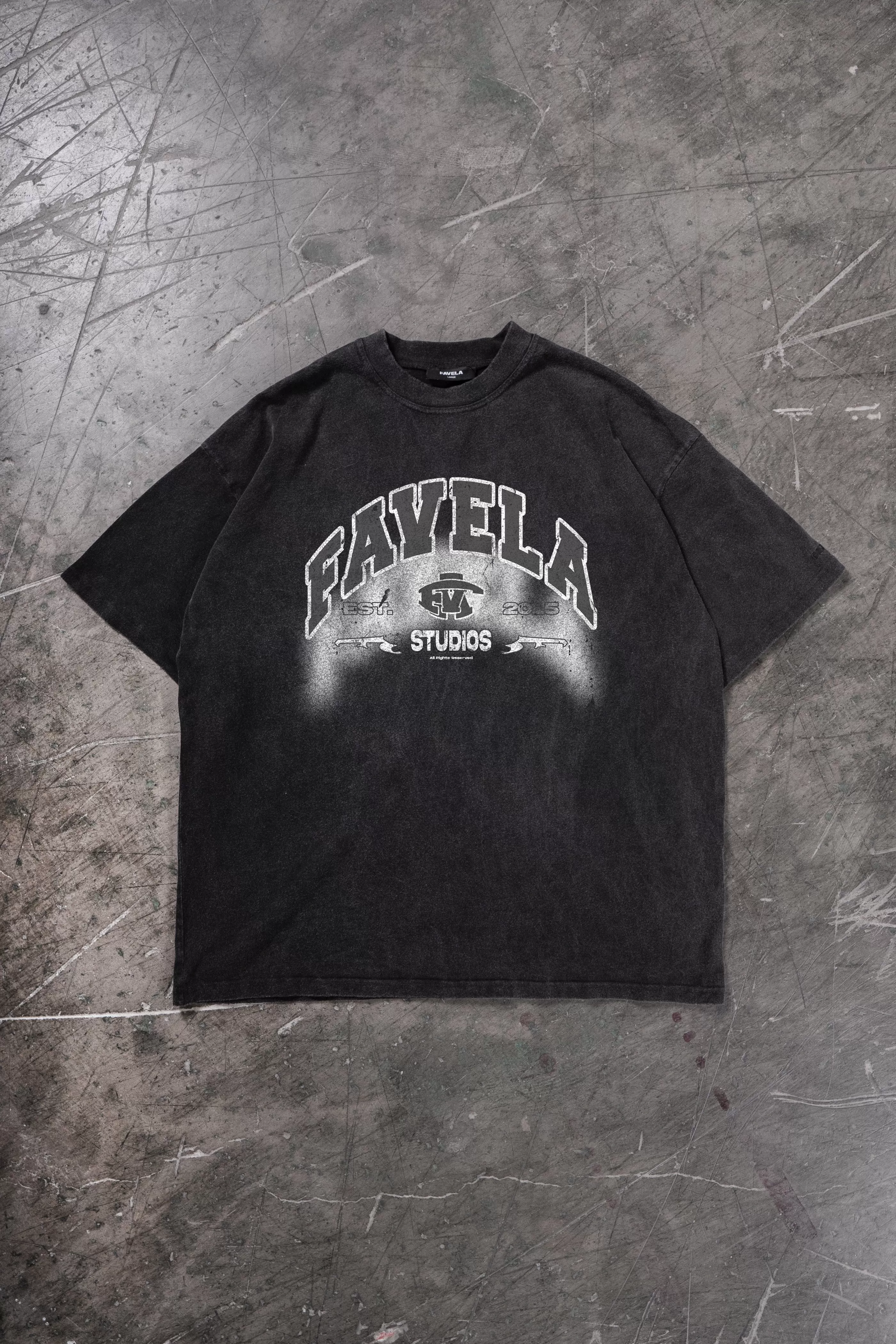 OLD COLLAGE BLACK WASHED T-SHIRT