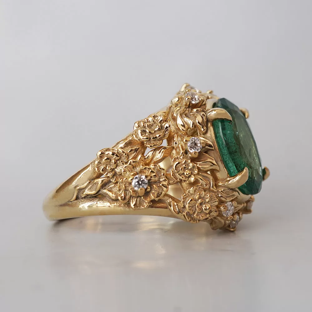 Oval Emerald Tulip Diamond Ring in 14K and 18K Gold