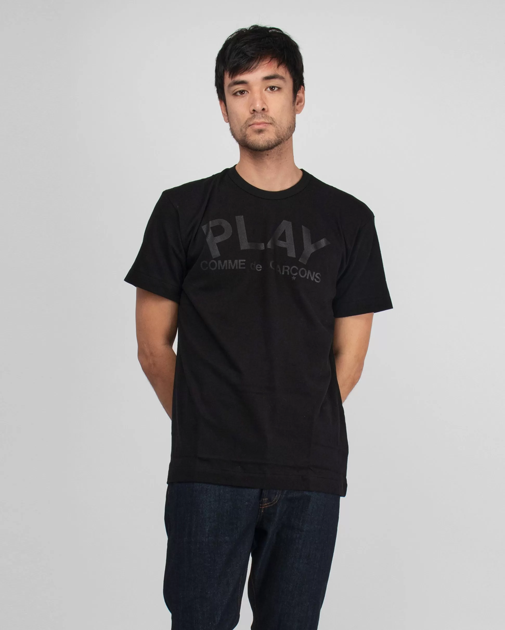 T188 PLAY T-SHIRT / BLACK